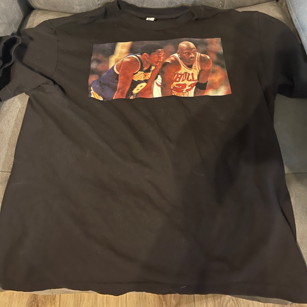 Black kobe and Jordan graphic vintage tee